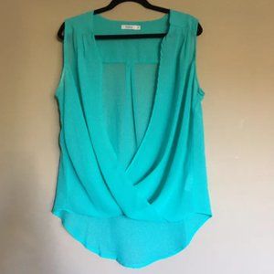 Crossover Front Sleeveless Blouse - Large
